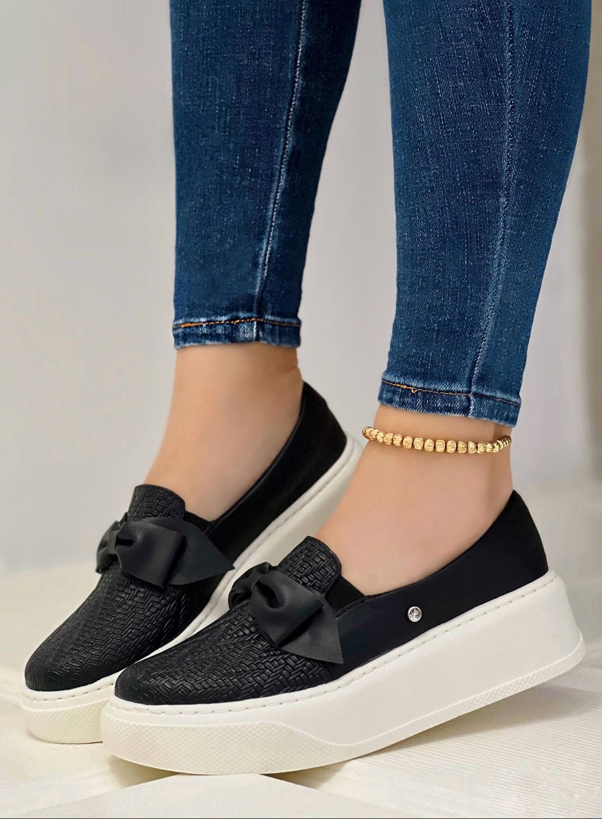Tenis Corbata Plataforma