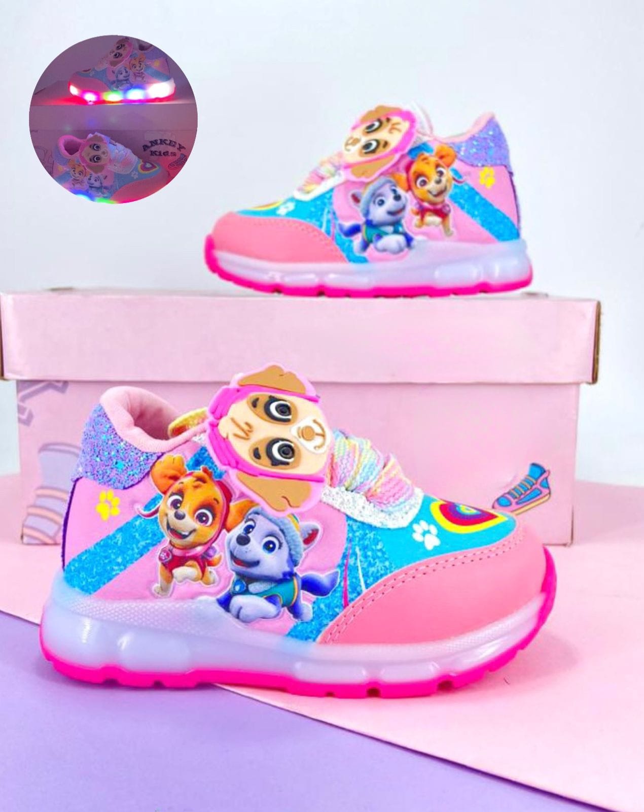 Tenis Caricatura Con Luces Para Niños y Niñas