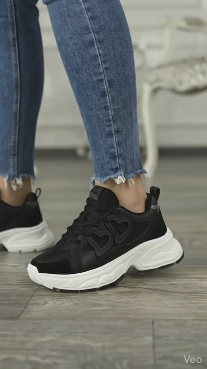 Tenis Corazón Mujer